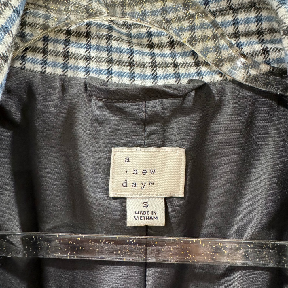 A New Day, size small, checkered navy blazer. - Picture 3 of 4
